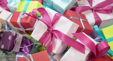 Stumped for an innovative gift idea? Gift QR codes are the answer.